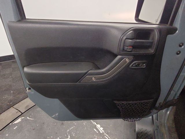 2014 – Jeep – Wrangler