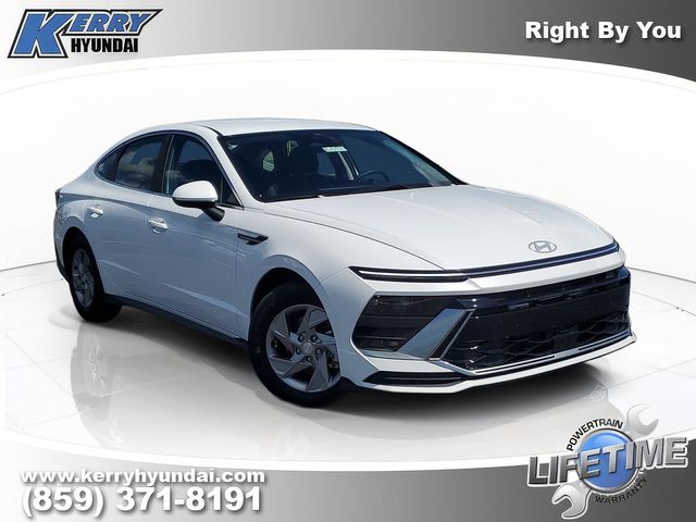 Serenity White 2025 Hyundai Sonata Sedan Front-Wheel Drive 8-Speed Automatic