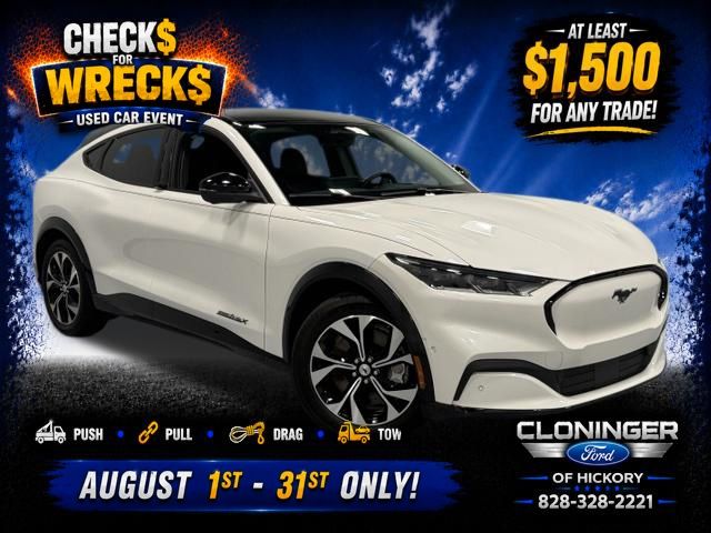 Star White Metallic Tri-Coat 2023 Ford Mustang Mach-E SUV / Crossover All-Wheel Drive Automatic