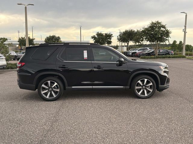 Used 2025 Honda Pilot SUV
