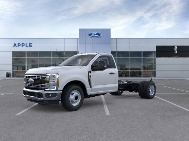 2026 Ford Super Duty F-350 DRW XL