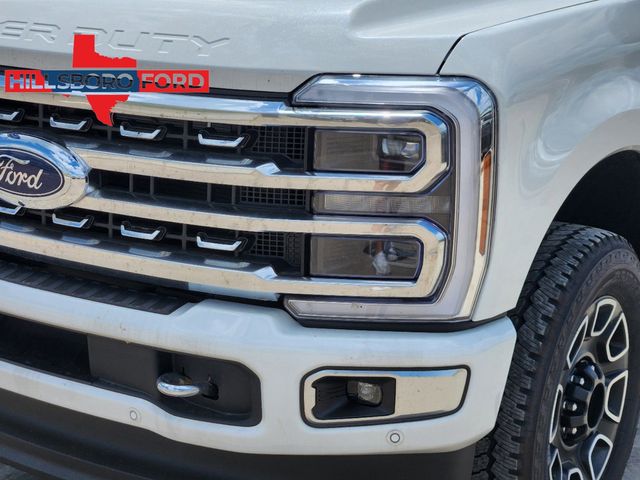 2024 Star White Metallic Tri-Coat Ford Super Duty F-350 SRW Platinum 4X4 Truck