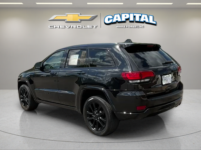 Used 2022 Black Jeep Laredo X image 4