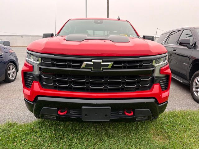 2024 Chevrolet Silverado 1500 — photo 2