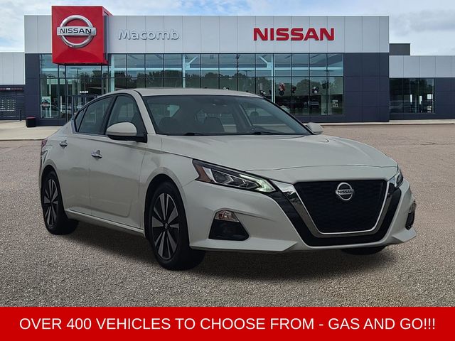 Pearl White Tricoat 2019 Nissan Altima Sedan Front-Wheel Drive Continuously Variable Transmission