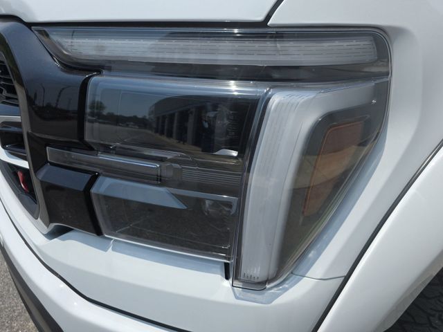 New 2026 Oxford White Ford Lariat® image 32