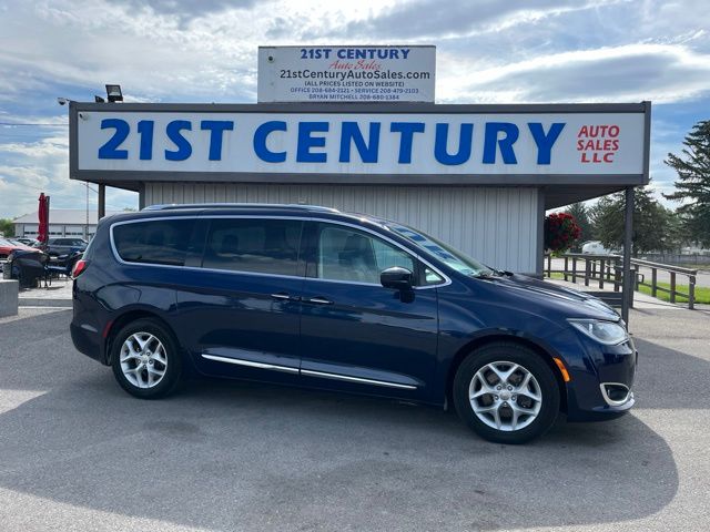 Jazz Blue Pearlcoat 2019 Chrysler Pacifica Minivan Front-Wheel Drive 9-Speed Automatic