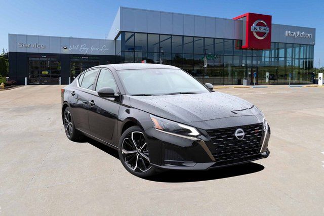 2025 Nissan Altima 2.5 SR FWD