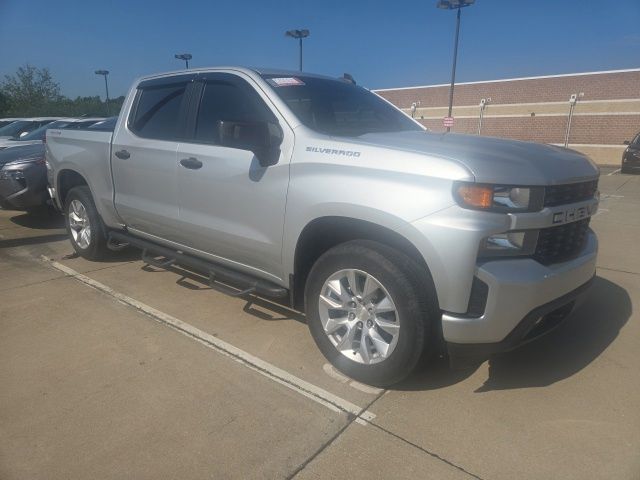 Silver Ice Metallic 2022 Chevrolet Silverado 1500 Pickup Truck Four-Wheel Drive 8-Speed Automatic