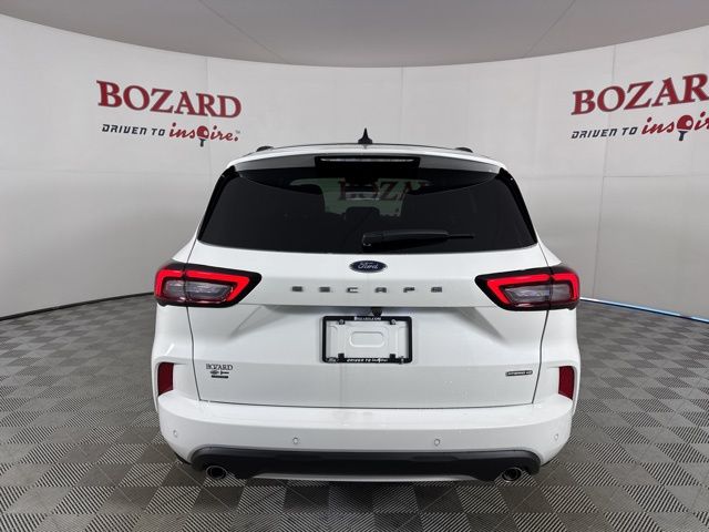 2025 Star White Metallic Tri-Coat Ford Escape ST-Line Elite AWD SUV