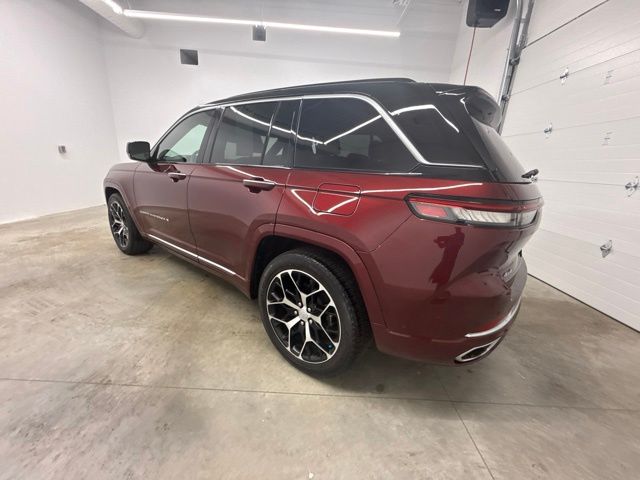 Used 2025 Red Jeep Summit Reserve image 7