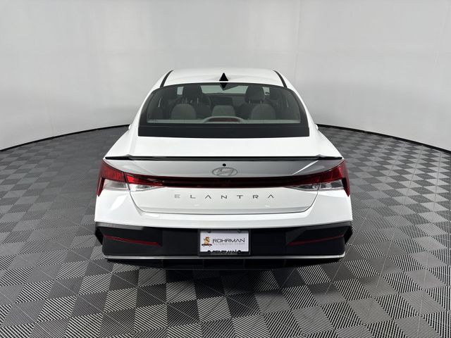 New 2025 Hyundai Elantra For Sale in Indianapolis, IN