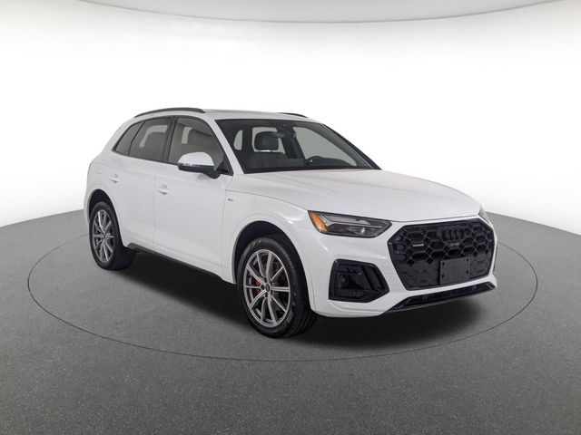 used 2024 Audi Q5 e car, priced at $43,281