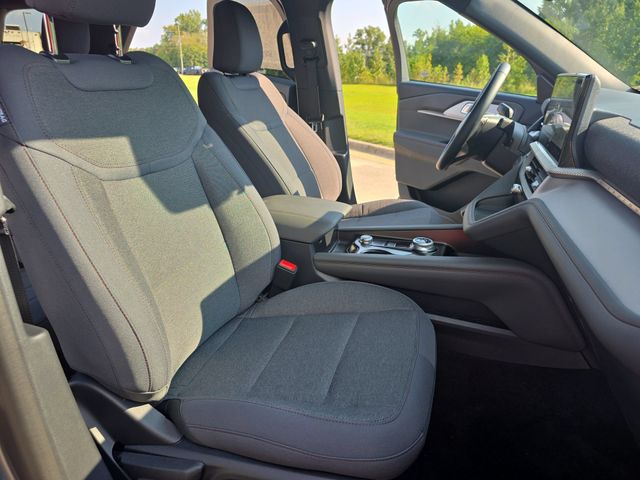 New 2027 Gray Ford 4DR RWD ACTIVE image 11