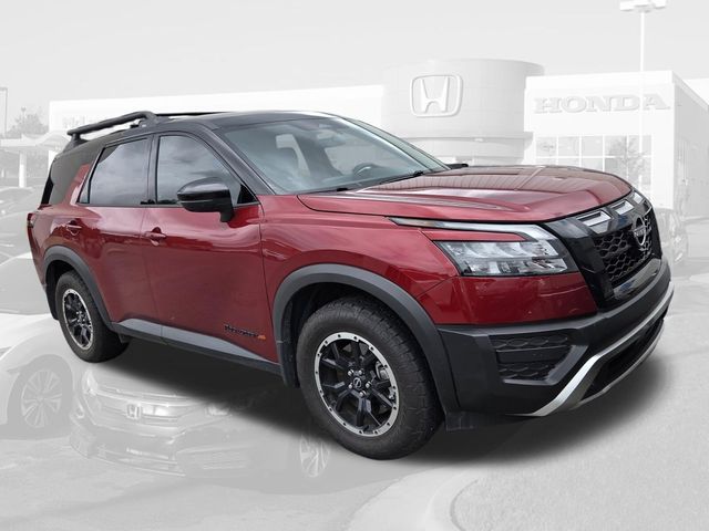 View vehicle photo 6
