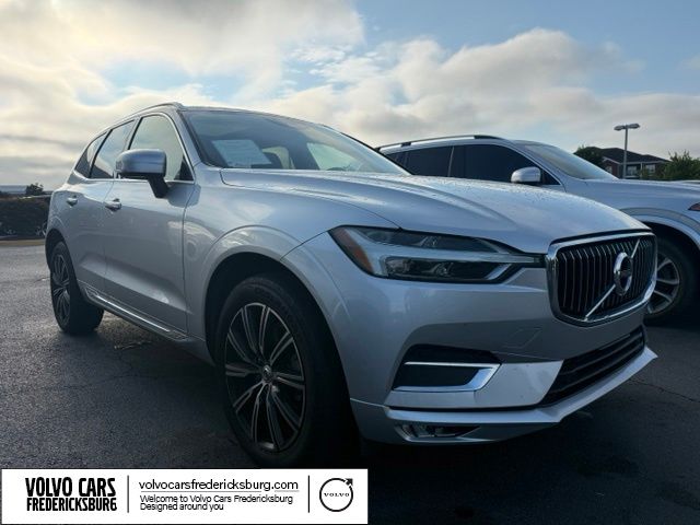 Bright Silver Metallic 2020 Volvo XC60 SUV / Crossover Front-Wheel Drive Automatic