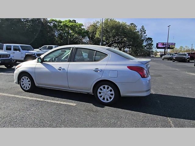 2019 Nissan Versa 1.6 SV