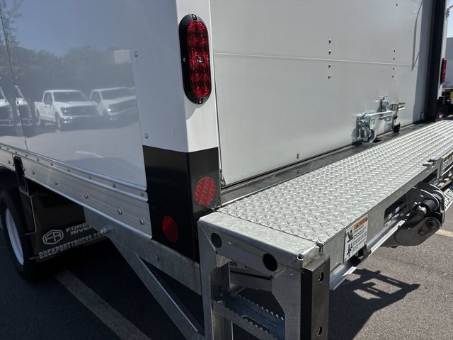 New 2027 White Ford 16FT BOX/LIFTGATE image 15