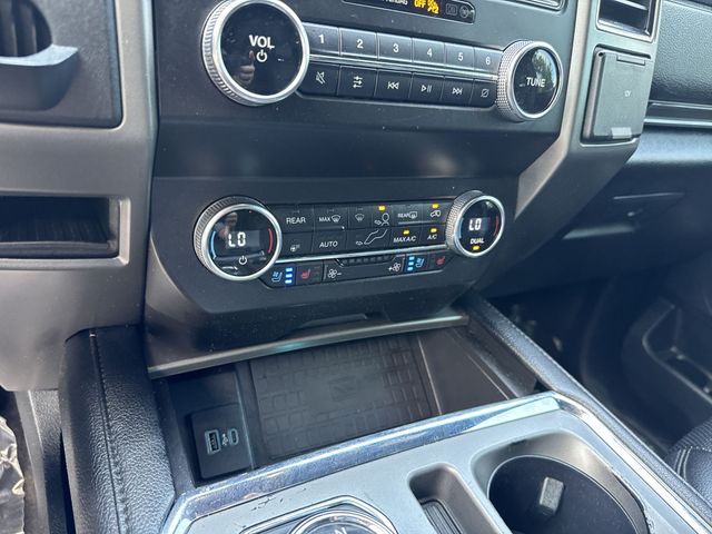 Used 2020 White Ford XLT image 23