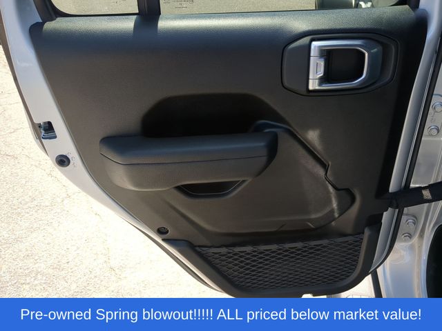 Used 2024 Silver Zynith Clearcoat Jeep Sport S image 32