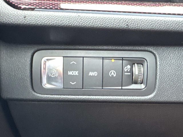 2026 Chevrolet Traverse Z71 Black at Supreme Chevrolet of Gonzales