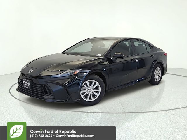 2026 Toyota Camry LE FWD