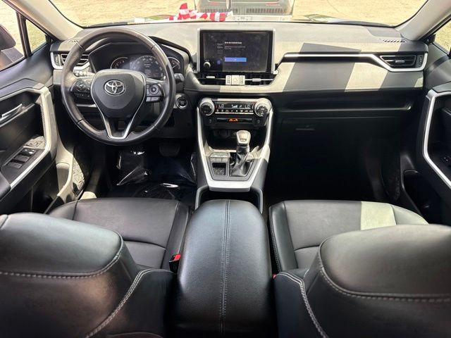 2023 Toyota RAV4 XLE Premium - Photo 16