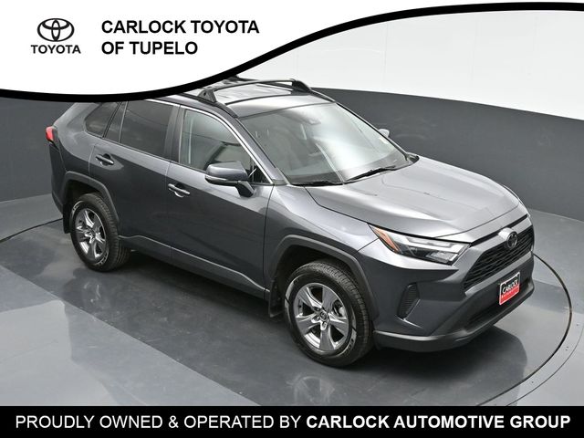 2022 Toyota RAV4 XLE 28