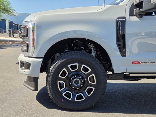 2026 Ford F-350 Super Duty Platinum - Photo 5