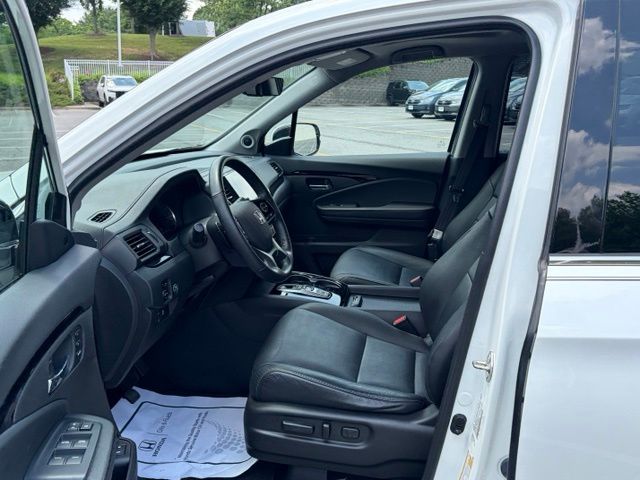 used 2020 Honda Pilot car, priced at $26,481