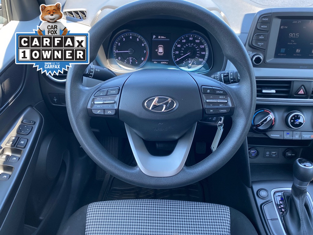 2021 Hyundai Kona SE 10