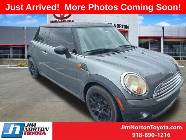 2010 MINI Cooper -'s photo