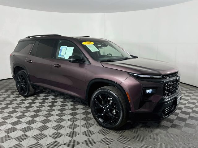 Stardust Metallic 2025 Chevrolet Traverse SUV / Crossover Four-Wheel Drive 8-Speed Automatic