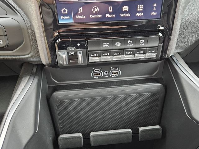 2026 Ram 2500 Big Horn Crew Cab 4x4 6'4" Box