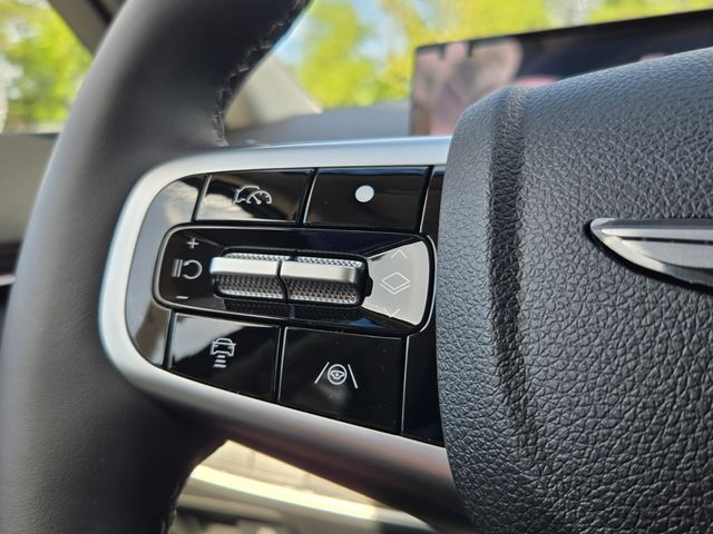 2027 Genesis Gv70