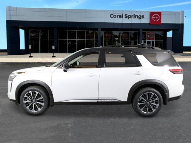 2026 Nissan Pathfinder Platinum - Photo 2