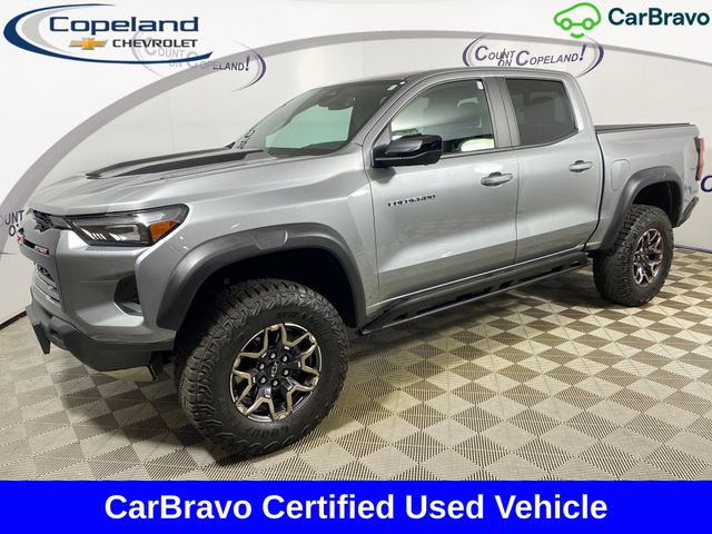 Sterling Gray Metallic 2024 Chevrolet Colorado Pickup Truck Four-Wheel Drive 8-Speed Automatic