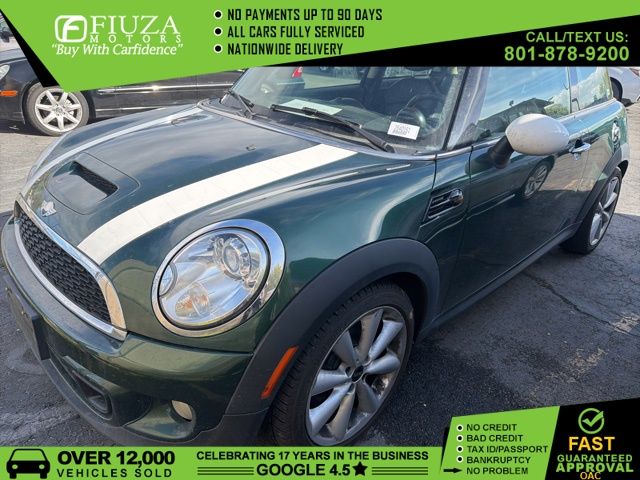 British Racing Green Metallic 2013 MINI Cooper S Hatchback FWD Hatchback Front-Wheel Drive 6-Speed Manual Overdrive