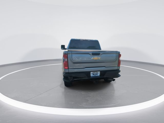 Used 2025 Gray Chevrolet Custom image 7