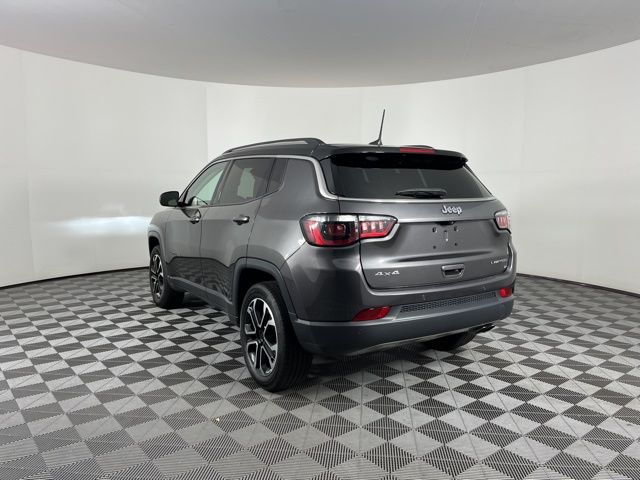 2022 Granite Crystal Metallic Clearcoat Jeep Compass Limited 4X4 SUV