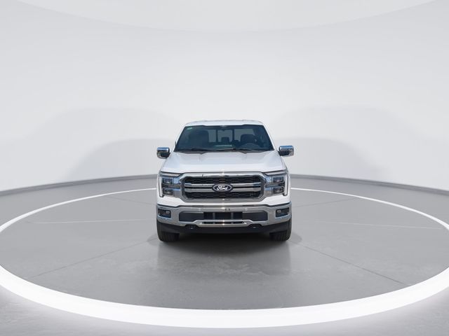 New 2026 Oxford White Ford Lariat® image 3