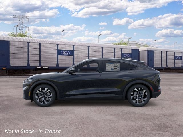 New 2026 Shadow Black Ford Select image 3