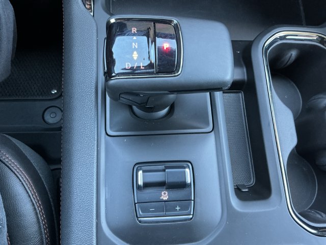 Used 2023 Red GMC AT4 image 28