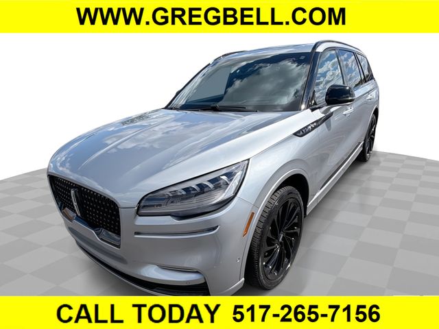 Silver Radiance Metallic Clearcoat 2023 Lincoln Aviator SUV / Crossover All-Wheel Drive Automatic