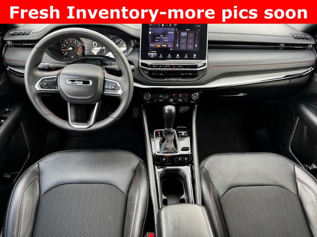2025 Jeep Compass Trailhawk White at Legacy Ford