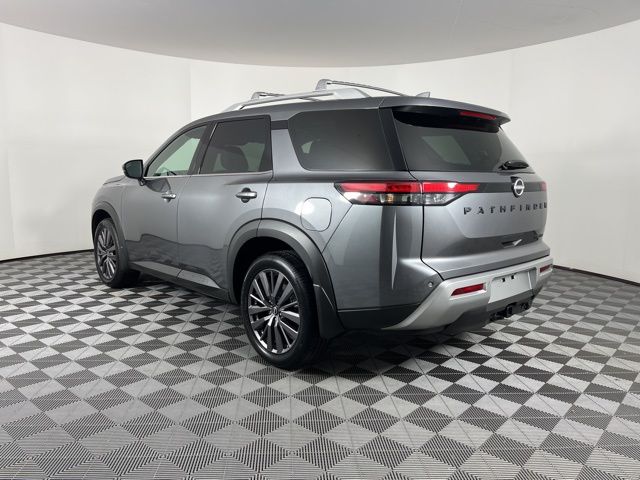 2023 Nissan Pathfinder SL 7