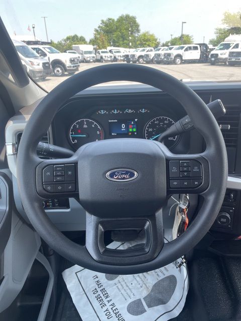 2025 Ford F-550 Super Duty 