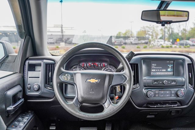 2017 Chevrolet Silverado 1500 Custom 25