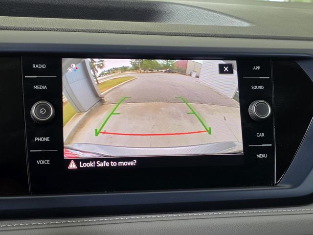2024 Volkswagen Taos SE - Photo 13