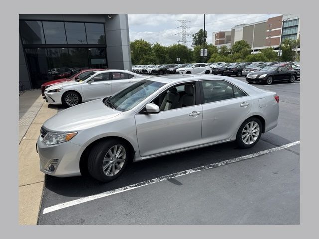 Classic Silver Metallic 2014 Toyota Camry Sedan  6-Speed Automatic